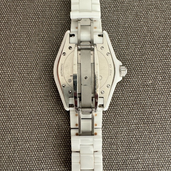 Chanel J12 ceramic and diamond watch - Picture 10 of 14
